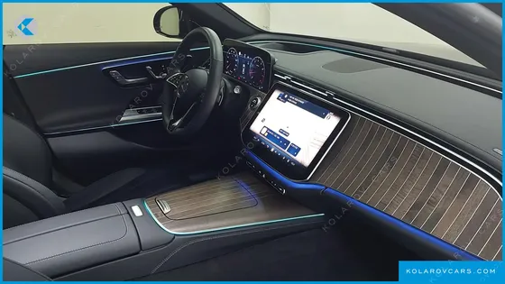 MERCEDES E-CLASS E300 4MATIC EXCLUSIVE