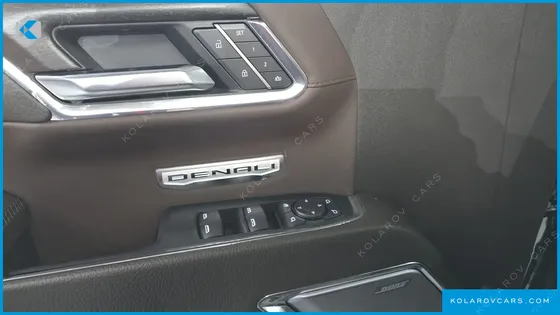 GMC SIERRA DENALI-X