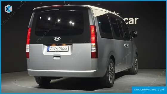 HYUNDAI STARIA HEV 1.6 TOURER 11-SEATER