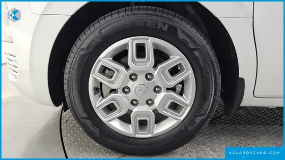 HYUNDAI STARIA TOURER 11-SEATER