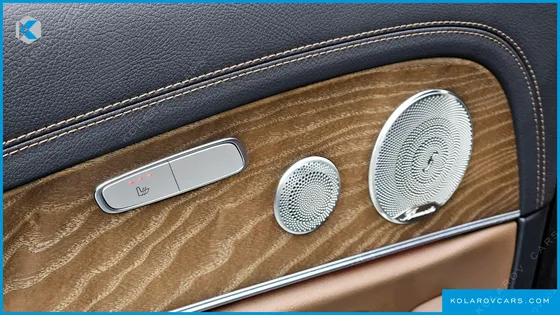 MERCEDES E-CLASS E300E 4MATIC EXCLUSIVE