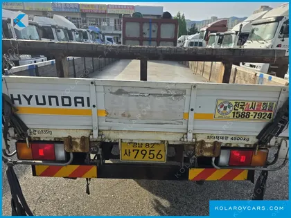 HYUNDAI MEGA TRUCK GOLD