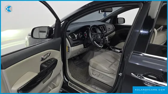 KIA CARNIVAL 9-SEATER NOBLESSE SPECIAL