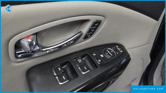 KIA CARNIVAL 9-SEATER NOBLESSE SPECIAL