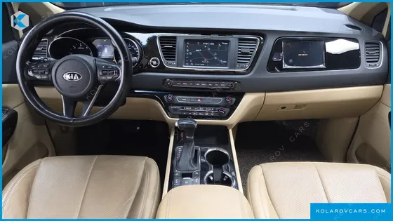 KIA CARNIVAL 7-SEATER LIMOUSINE