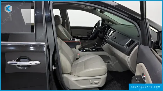 KIA CARNIVAL 7-SEATER LIMOUSINE