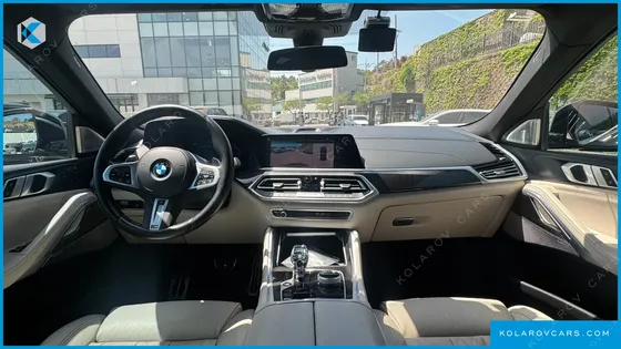 BMW X6 M50I