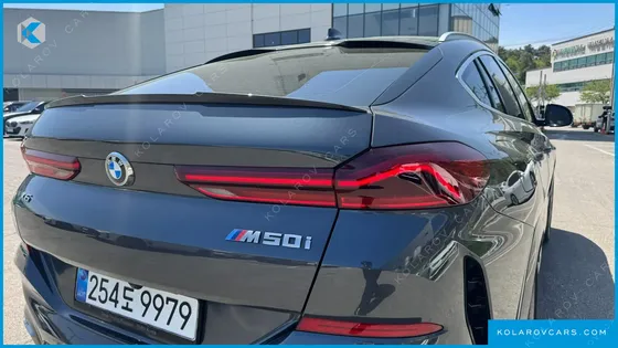 BMW X6 M50I