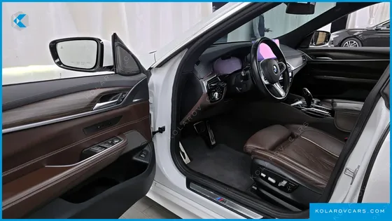 BMW GRAN TURISMO (GT) 630I XDRIVE M SPORT