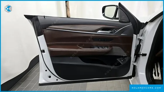 BMW GRAN TURISMO (GT) 630I XDRIVE M SPORT