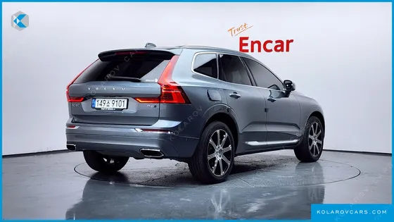 VOLVO XC60 B6 INSCIRTION