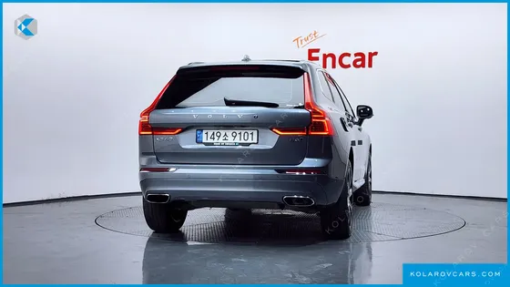 VOLVO XC60 B6 INSCIRTION