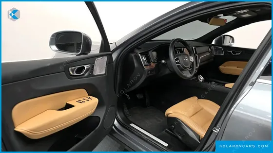 VOLVO XC60 B6 INSCIRTION