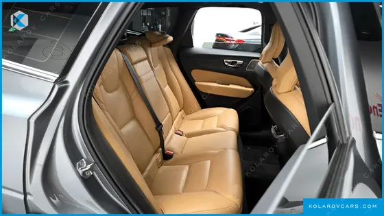 VOLVO XC60 B6 INSCIRTION