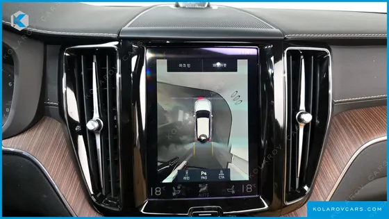 VOLVO XC60 B6 INSCIRTION