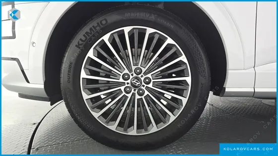 HYUNDAI PALISADE GASOLINE 2.5T 4WD 9-SEATER