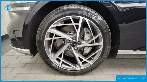 GENESIS G90 GASOLINE 3.5 TURBO AWD