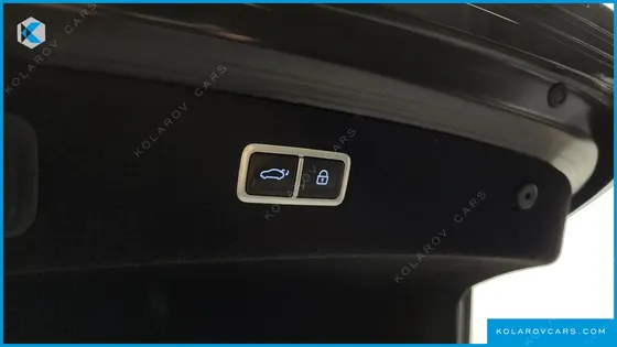 GENESIS G90 GASOLINE 3.5 TURBO AWD