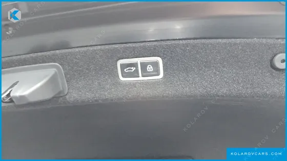 GENESIS G90 GASOLINE 3.5 TURBO 2WD