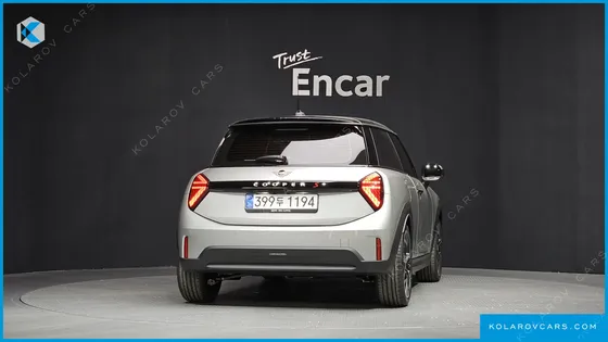 MINI COOPER FAVOURED