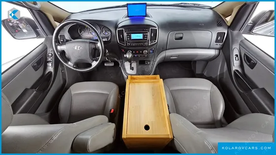 HYUNDAI STAREX CAMPING CAR