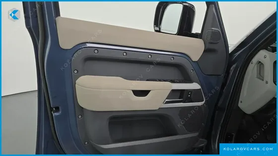 LAND ROVER DEFENDER 110 D250 SE