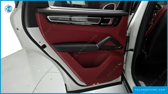 PORSCHE CAYENNE 3.0