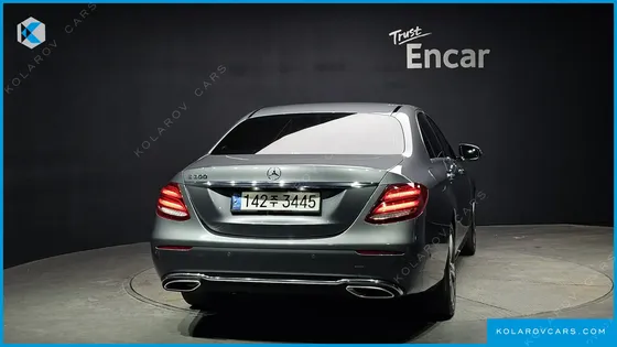 MERCEDES E-CLASS E300 AVANTGARDE