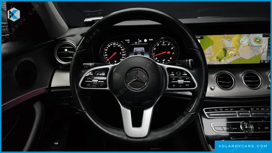 MERCEDES E-CLASS E300 AVANTGARDE