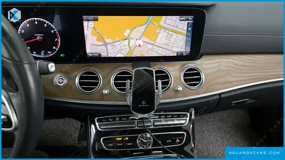 MERCEDES E-CLASS E300 4MATIC EXCLUSIVE