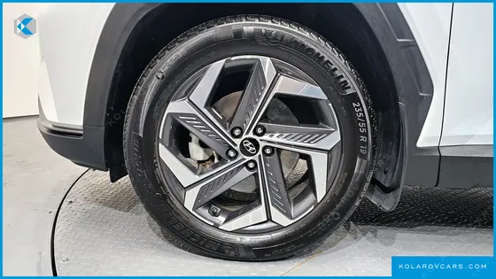 HYUNDAI TUCSON GASOLINE 1.6 TURBO 2WD