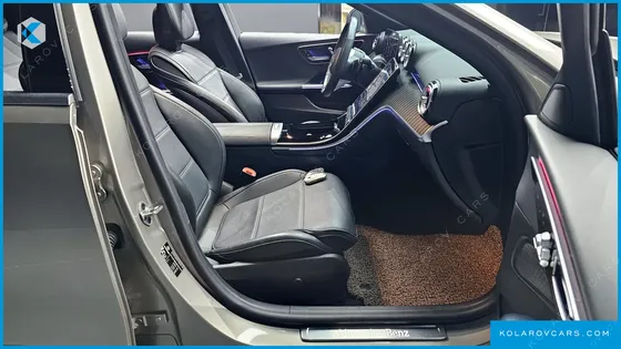 MERCEDES C-CLASS C200 4MATIC AVANTGARDE