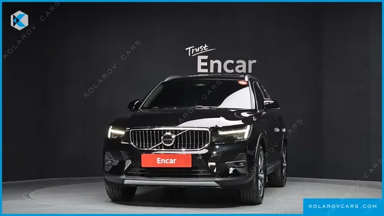 VOLVO XC40 B4 ULTIMATE BRIGHT