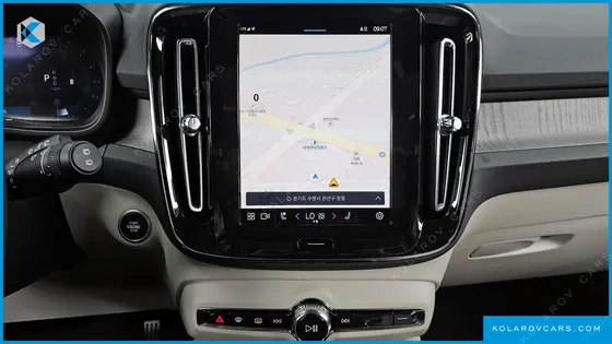 VOLVO XC40 B4 ULTIMATE BRIGHT