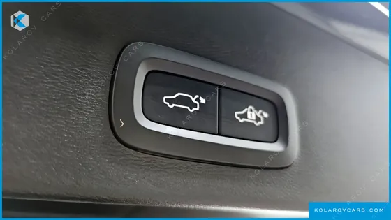 VOLVO XC40 B4 ULTIMATE BRIGHT
