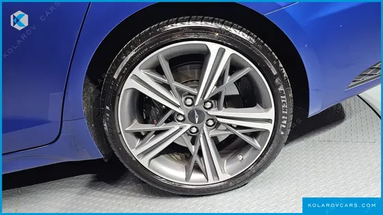 GENESIS G70 GASOLINE 2.5T 4WD