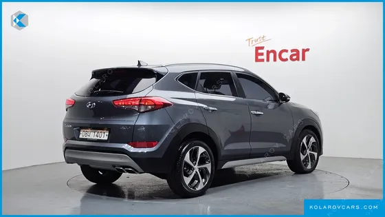 HYUNDAI TUCSON DIESEL 2.0 2WD