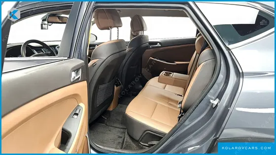 HYUNDAI TUCSON DIESEL 2.0 2WD