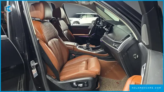 BMW X7 XDRIVE 30D DESIGN PURE EXCELLENT 6-SEATER