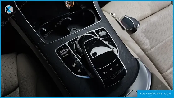 MERCEDES GLC-CLASS GCL300 4MATIC COUPE