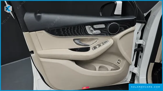 MERCEDES GLC-CLASS GCL300 4MATIC COUPE