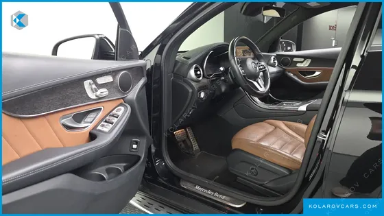 MERCEDES GLC-CLASS GCL300 4MATIC COUPE