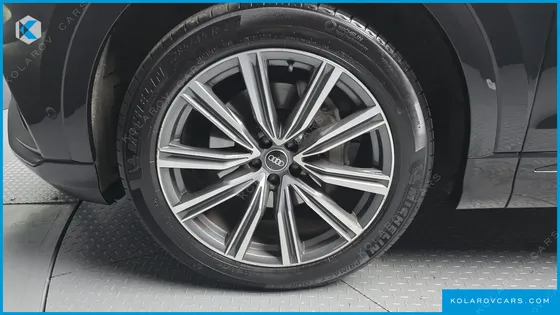 AUDI Q8 55 TFSI QUATTRO PREMIUM