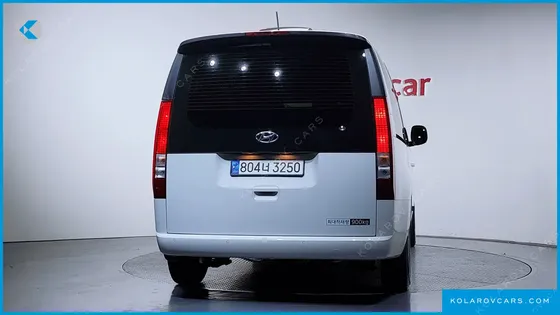 HYUNDAI STARIA CARGO 3-SEATER