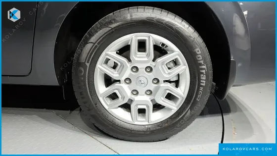 HYUNDAI STARIA L3.5 CARGO 5-SEATER