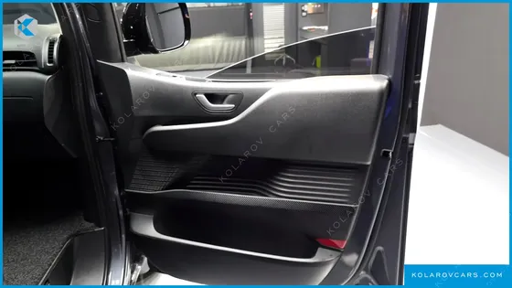 HYUNDAI STARIA L3.5 CARGO 5-SEATER