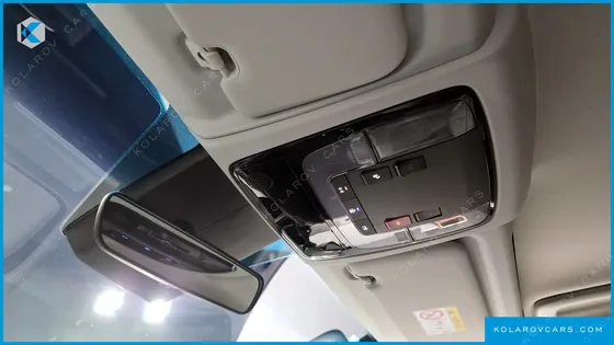 HYUNDAI STARIA L3.5 CARGO 5-SEATER