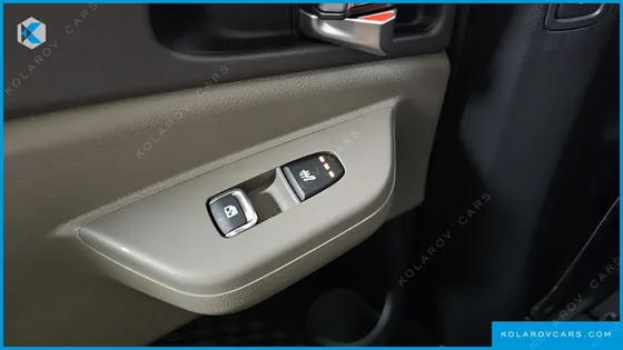 KIA CARNIVAL HEV 9SEATER NOBLESS