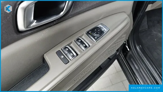 KIA CARNIVAL HEV 9SEATER NOBLESS