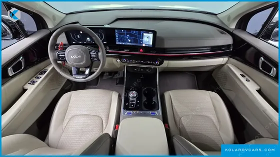 KIA CARNIVAL GASOLINE 7-SEATER SIGNATURE